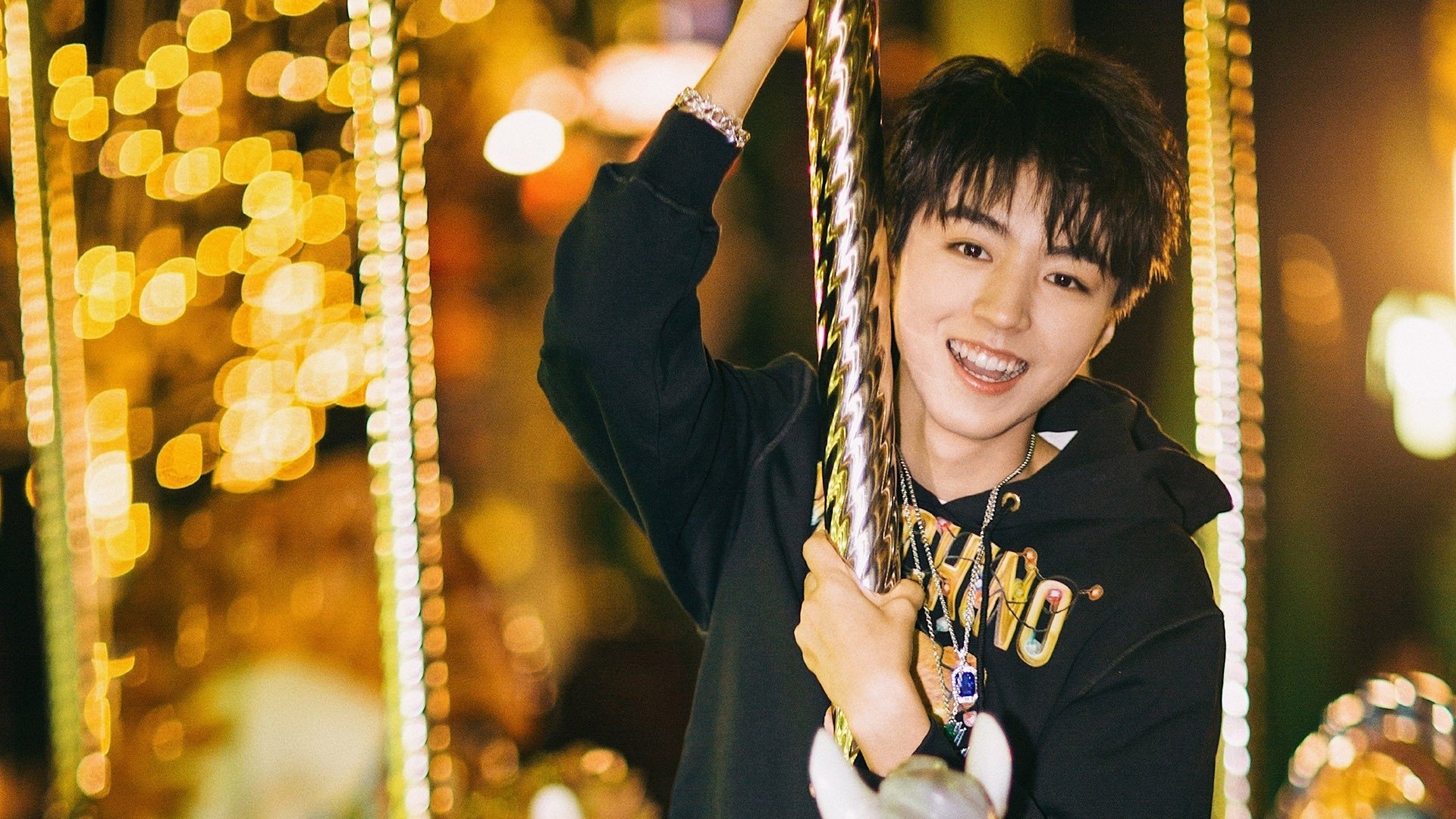 安哥拉阴影,利物浦王座下,那场无声的非洲风暴